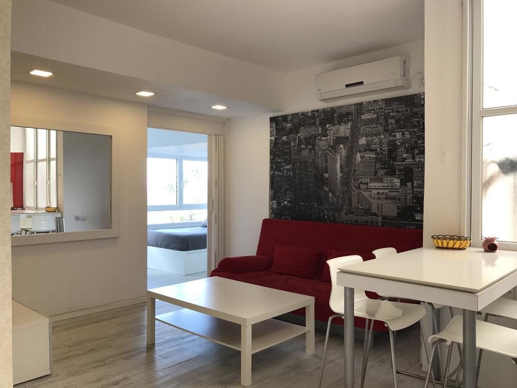 Gordon Beach Apartments 텔아비브 외부 사진